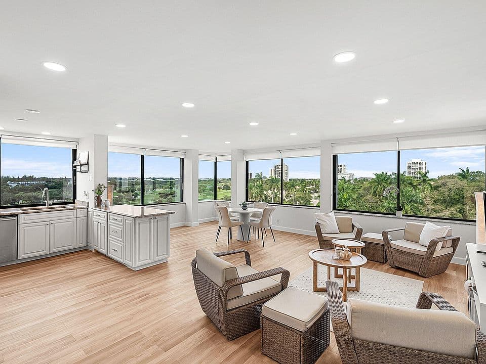 1500 Presidential Way #703